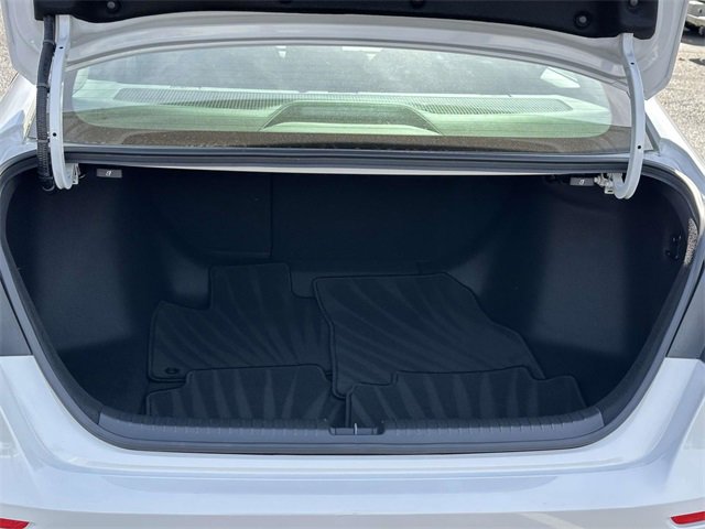 Certified 2025 Honda Accord SE image 9