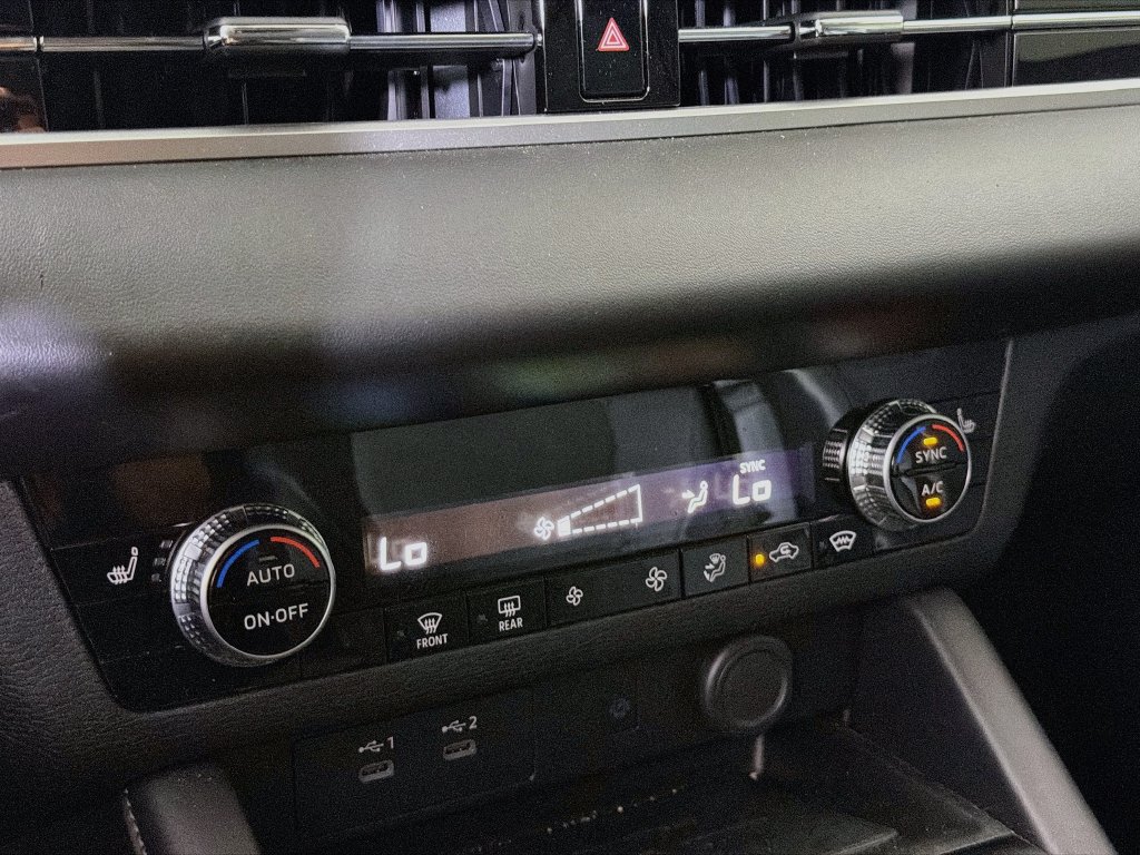 Used 2025 Mitsubishi Outlander SE AWD/4WD image 19