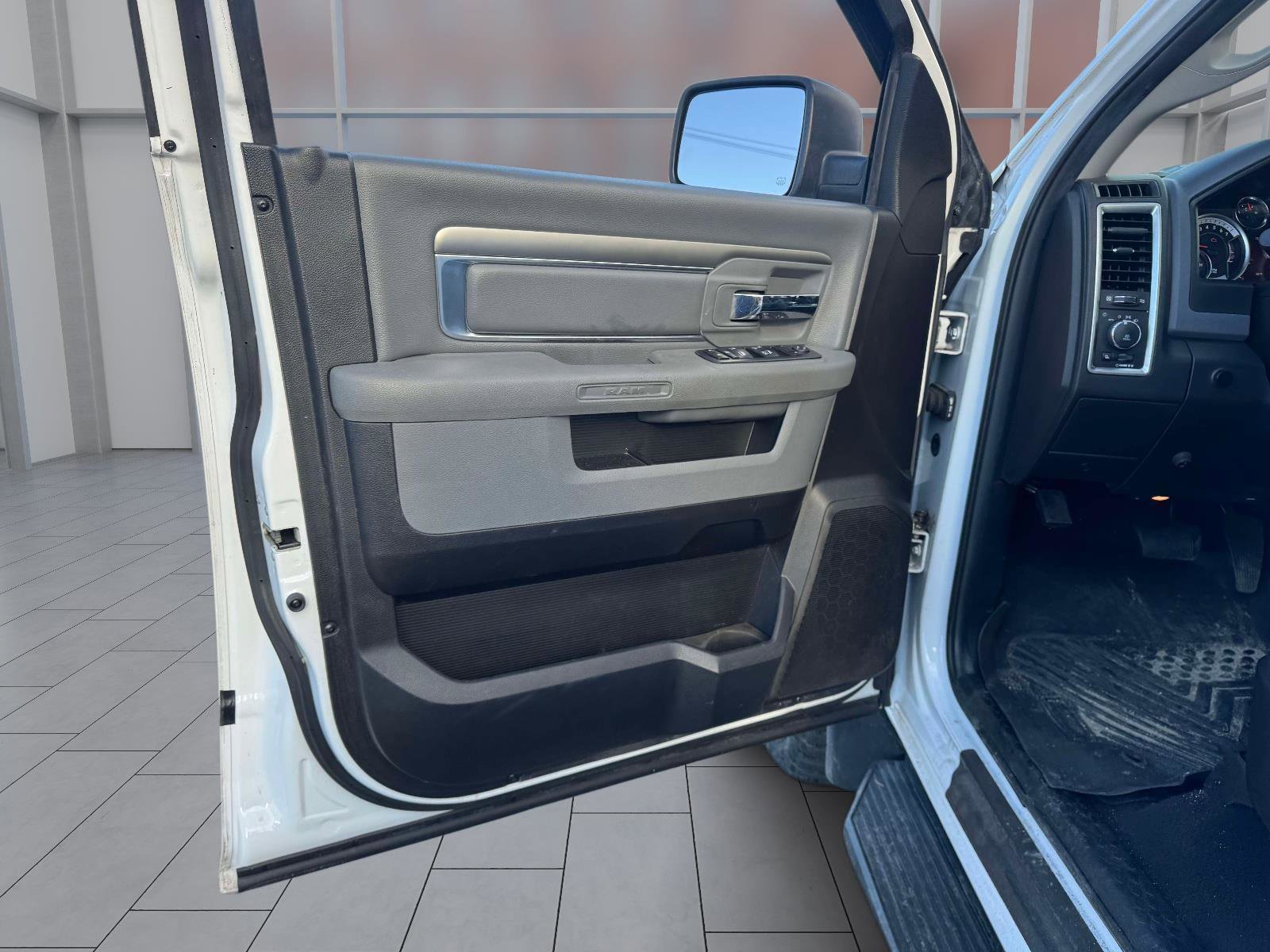 Used 2019 RAM 1500 Classic Warlock w/ Electronics Group image 20