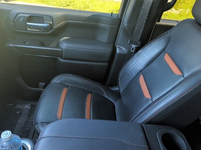 Used 2023 GMC Sierra 2500 AT4 w/ AT4 Premium Plus Package AWD/4WD image 23