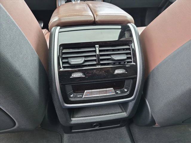 Used 2019 BMW X5 xDrive50i w/ M Sport Package AWD/4WD image 18