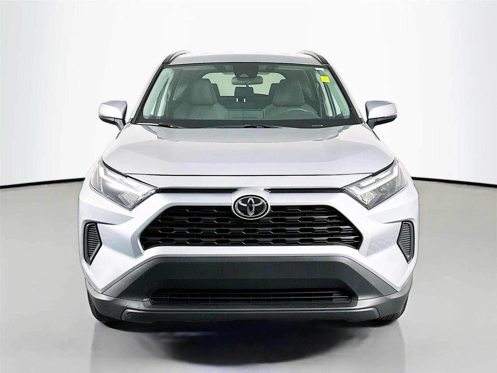 Certified 2025 Toyota RAV4 XLE image 3
