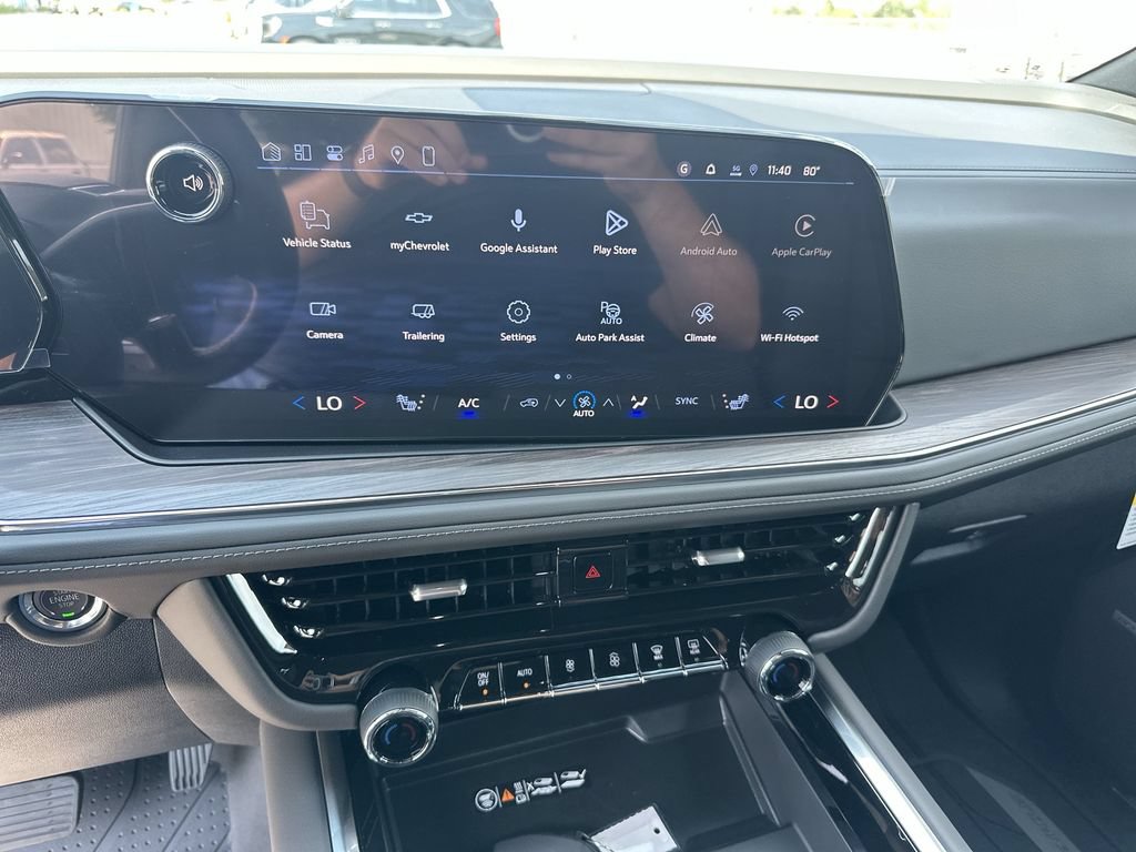 New 2026 Chevrolet Suburban LT w/ Comfort Package AWD/4WD image 13