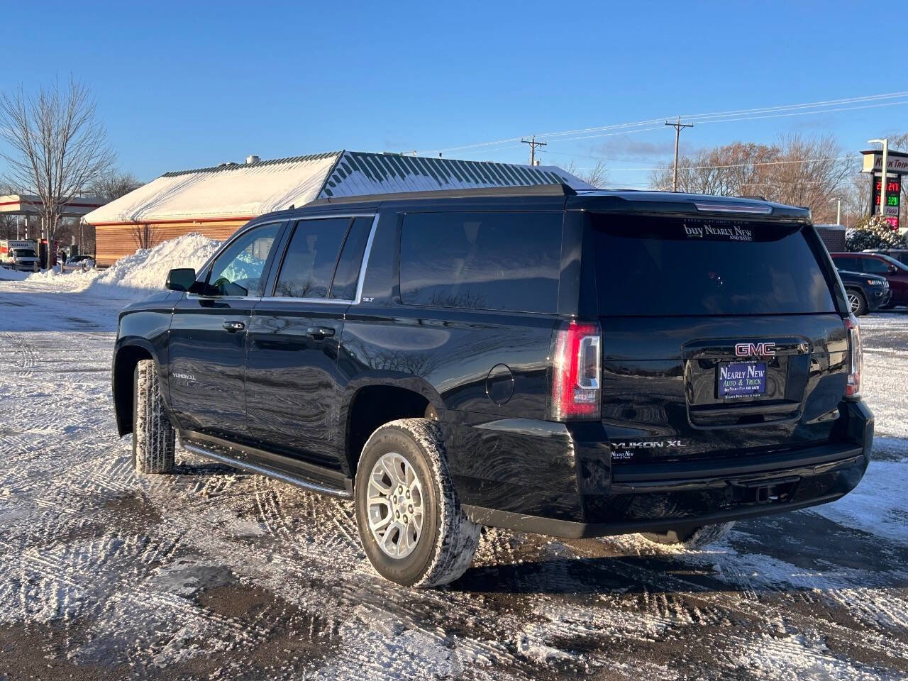 Used 2019 GMC Yukon XL SLT image 6