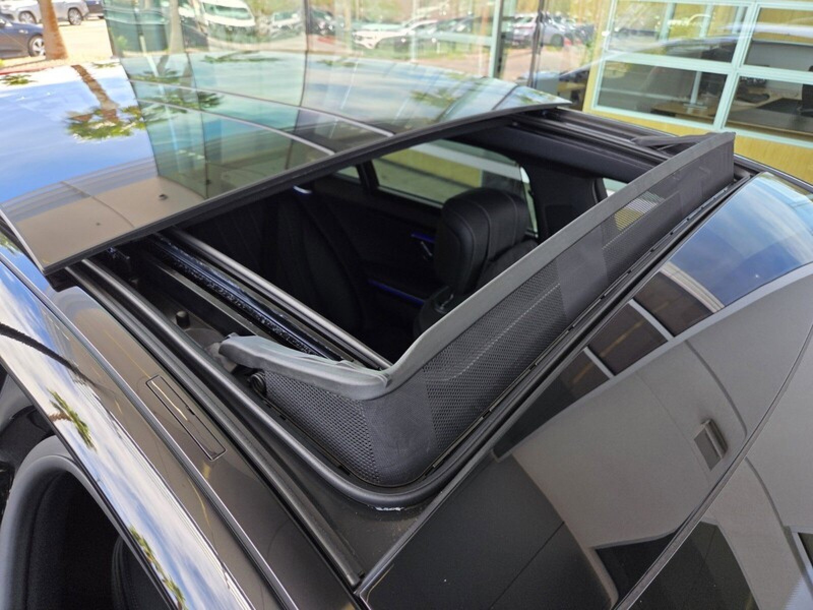 New 2026 Mercedes-Benz S 500 4MATIC image 19