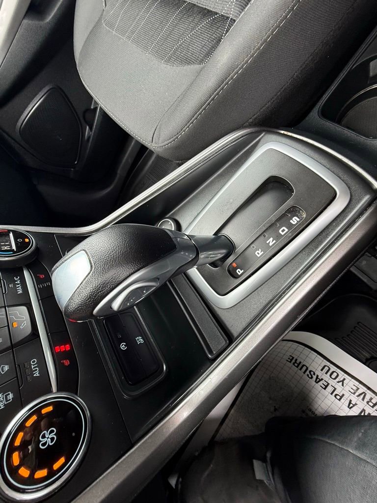 Used 2022 Ford EcoSport SE w/ SE Convenience Package image 24