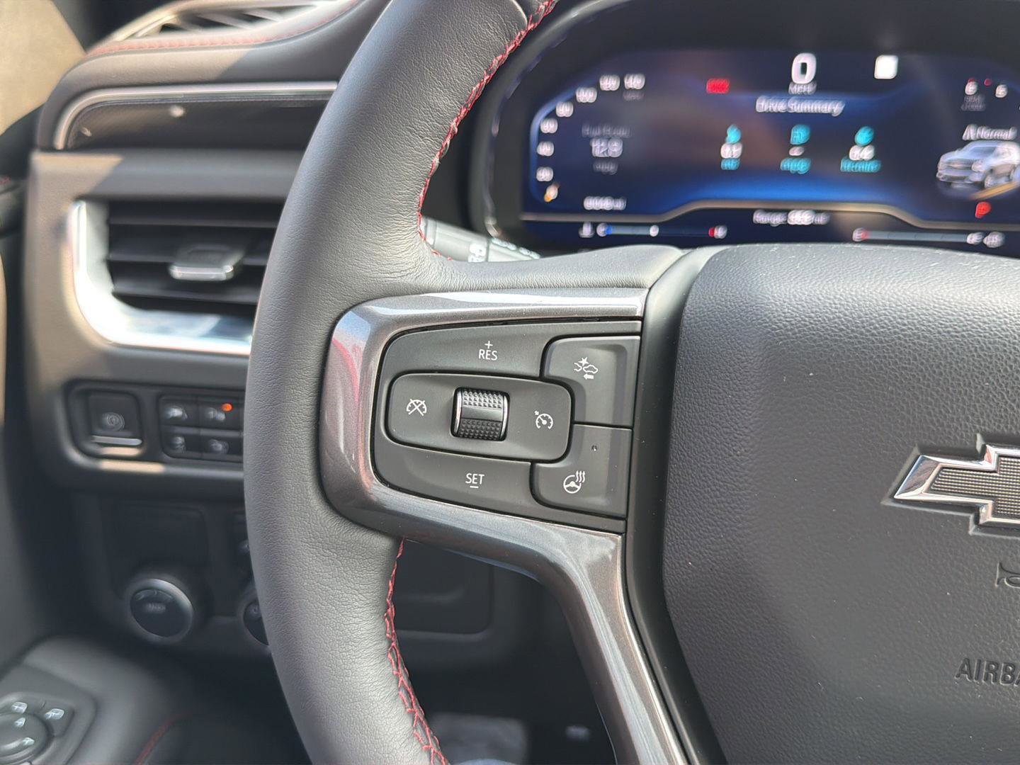 Used 2022 Chevrolet Tahoe RST w/ Luxury Package RWD image 31