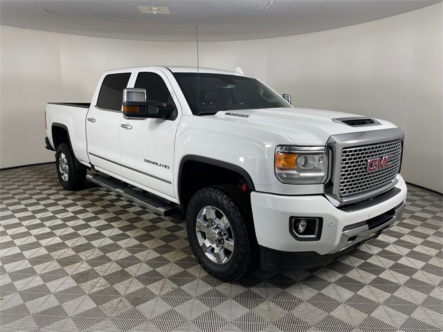 Used 2017 GMC Sierra 3500 Denali w/ Duramax Plus Package image 23