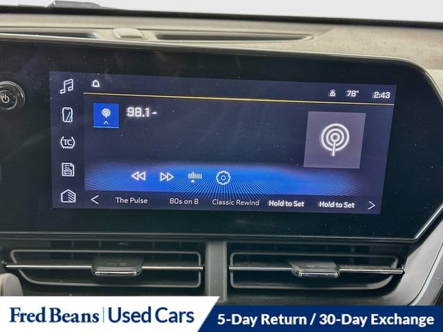Used 2025 Chevrolet Trax LT w/ Driver Confidence Package FWD image 19