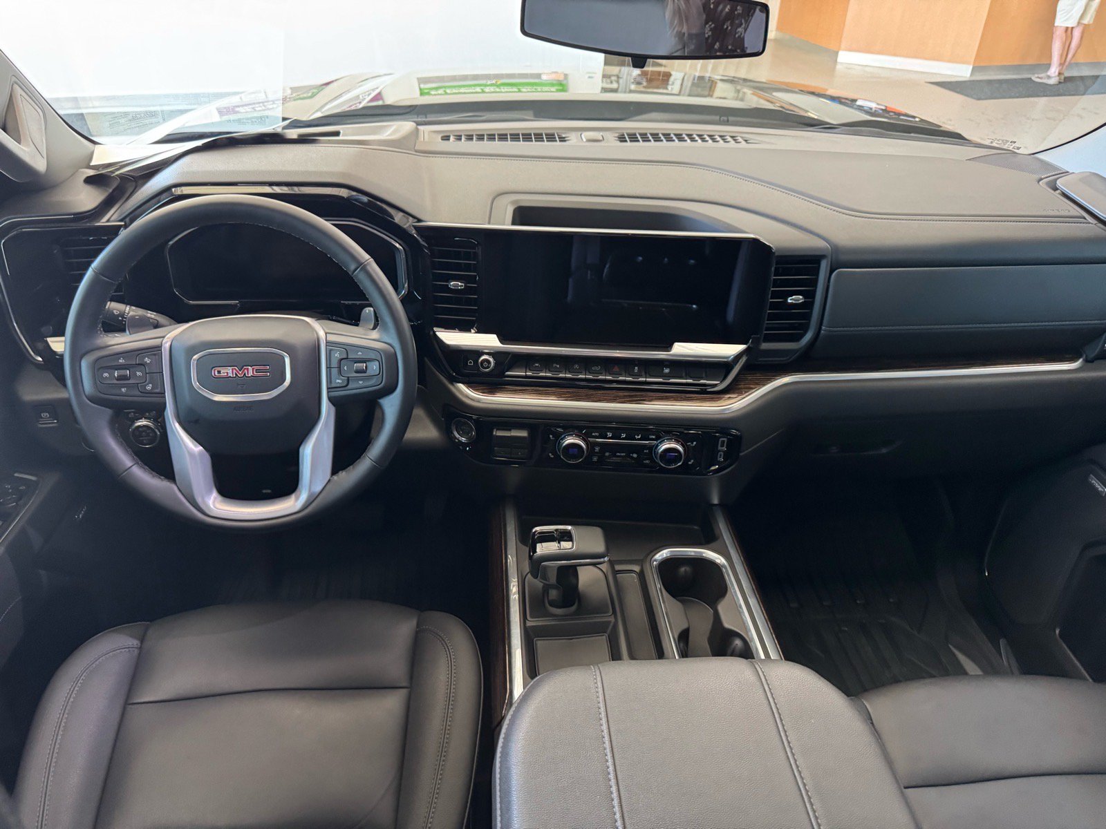 Used 2026 GMC Sierra 1500 Elevation w/ Elevation Premium Package AWD/4WD image 14