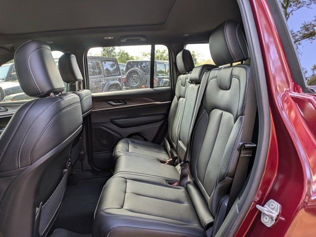 New 2025 Jeep Grand Cherokee Limited w/ Black Appearance Package RWD image 14