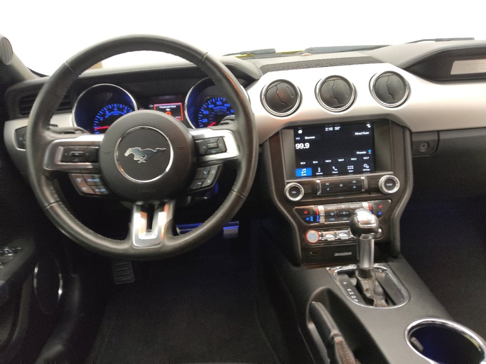Used 2016 Ford Mustang Premium image 22