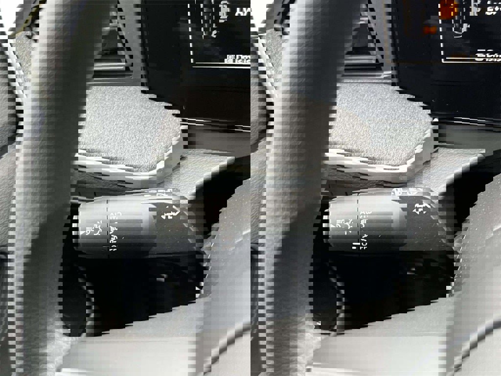 New 2026 Nissan Kicks SV w/ SV Premium Package image 20