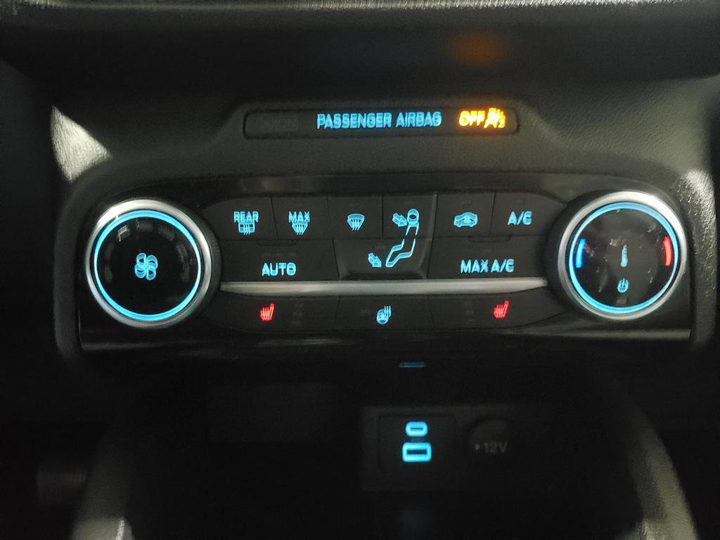 Used 2022 Ford Escape SE w/ Cold Weather Package AWD/4WD image 18