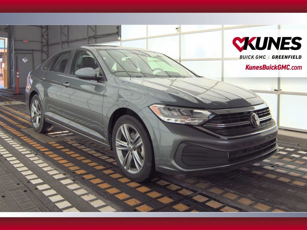 Used 2024 Volkswagen Jetta SE FWD image 4