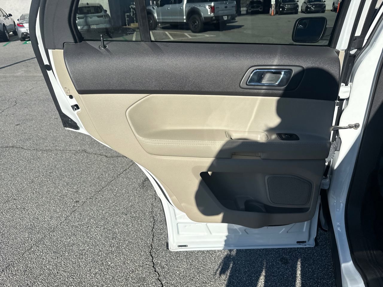 Used 2015 Ford Explorer FWD image 21