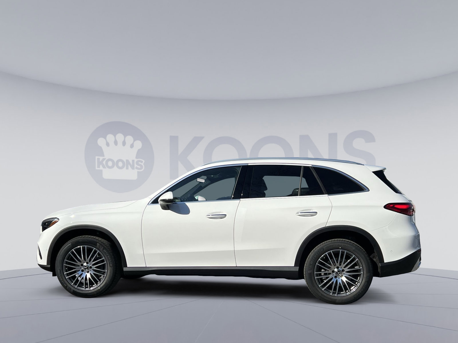 New 2026 Mercedes-Benz GLC 300 4MATIC image 2
