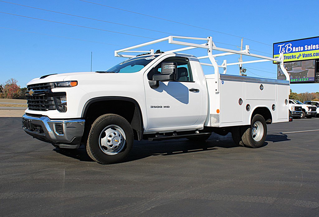 Used 2024 Chevrolet Silverado 3500 W/T w/ Snow Plow Prep Package image 2