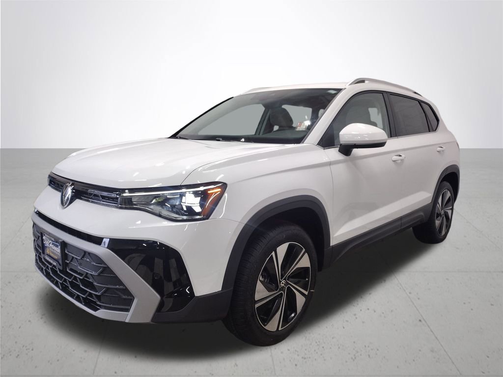 New 2025 Volkswagen Taos SE image 2