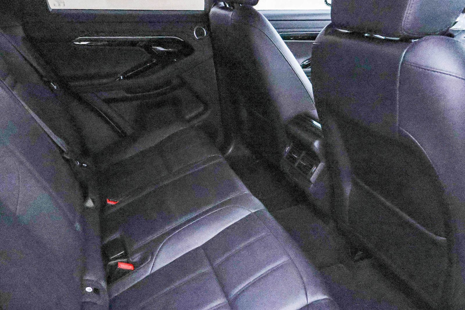 Certified 2023 Land Rover Range Rover Evoque SE image 20