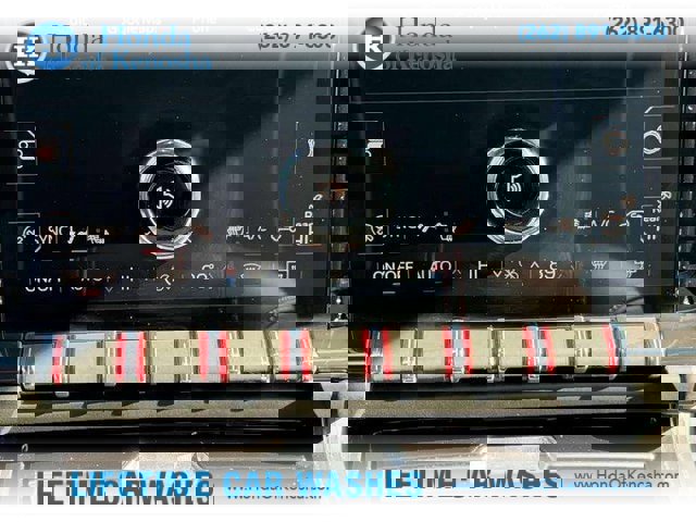 Used 2025 GMC Yukon AT4 Ultimate w/ LPO, Floor Liner Package image 16