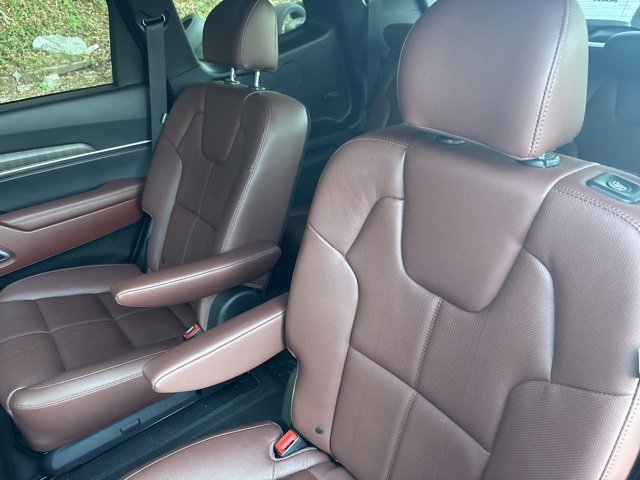 Used 2024 Kia Telluride EX w/ EX Captain's Chair Package image 13