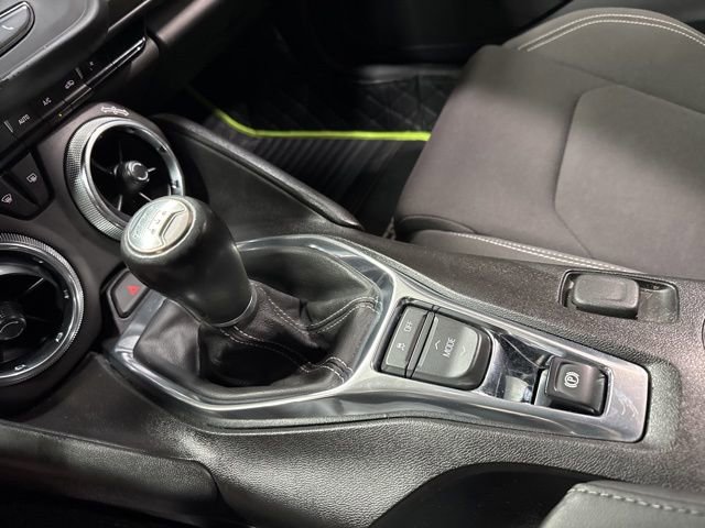 Used 2016 Chevrolet Camaro LT RWD image 20