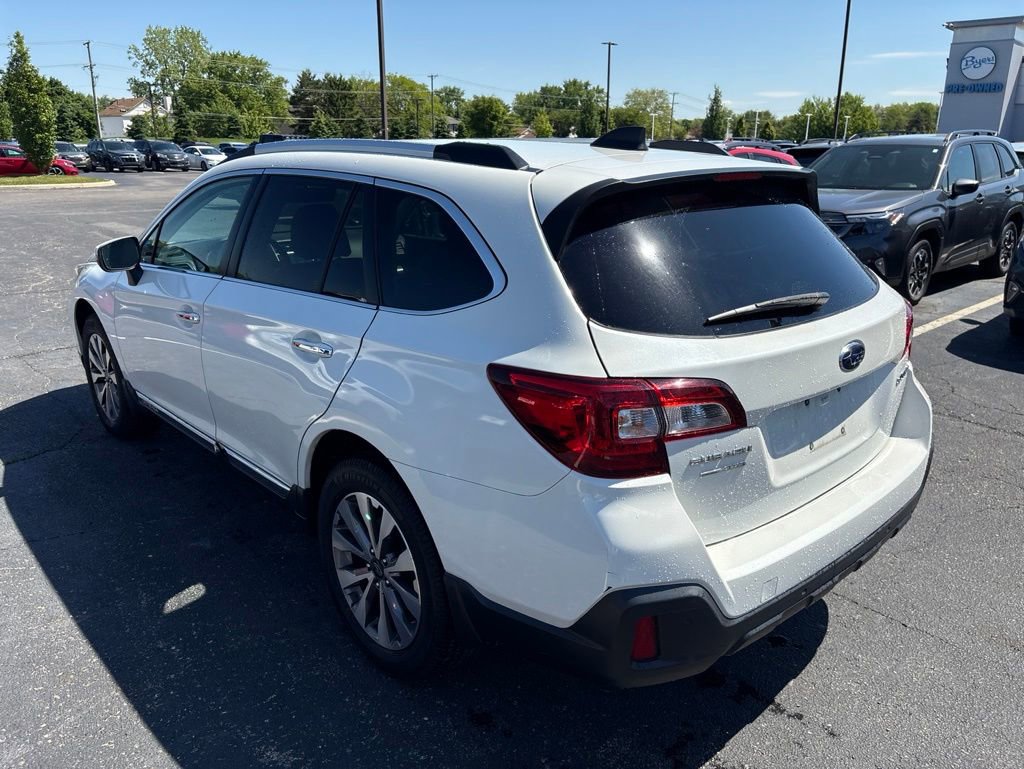 Used 2019 Subaru Outback 2.5i Touring w/ Popular Package #3A AWD/4WD image 5