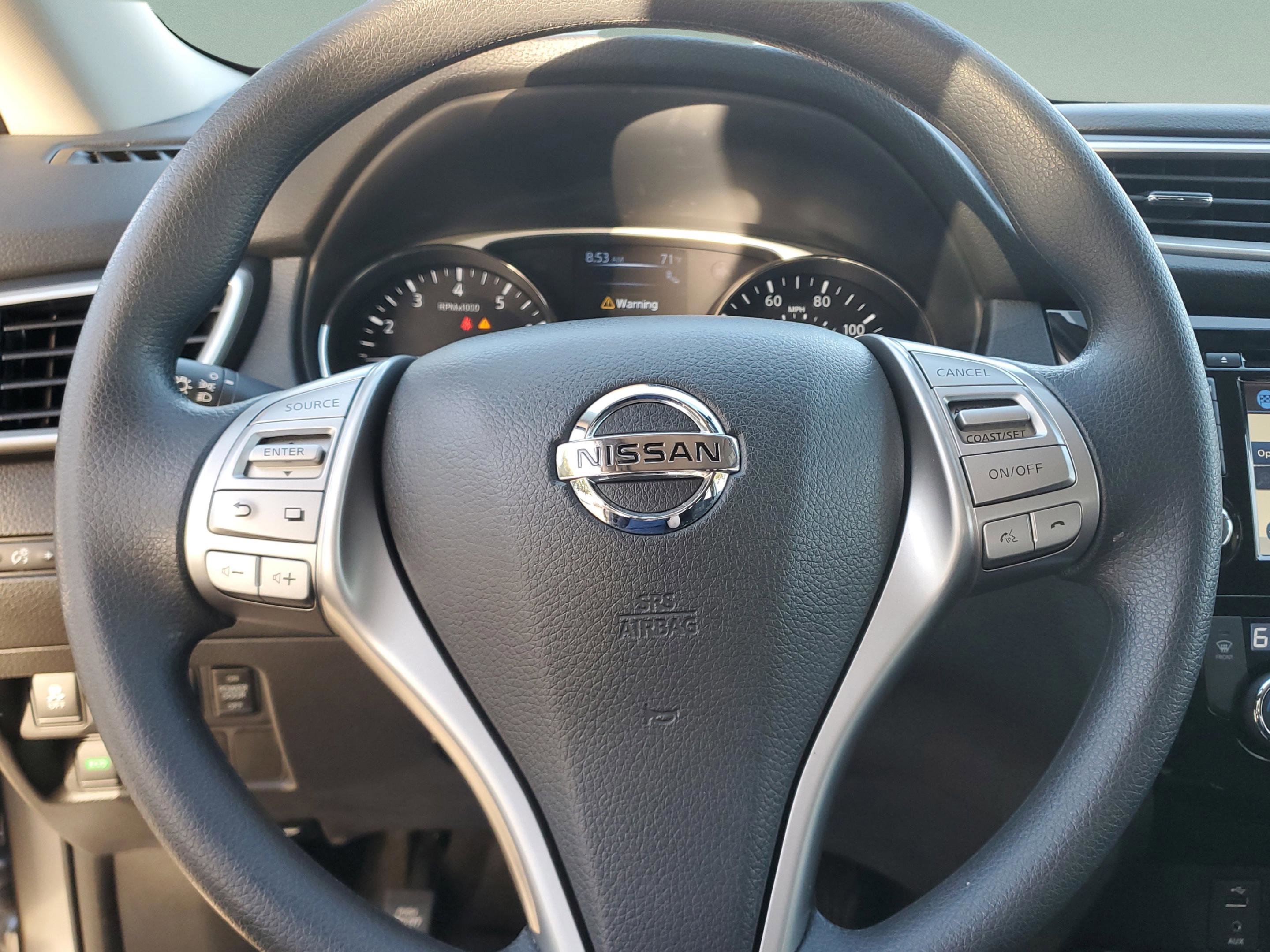 Used 2016 Nissan Rogue SV w/ SV Premium Package image 21