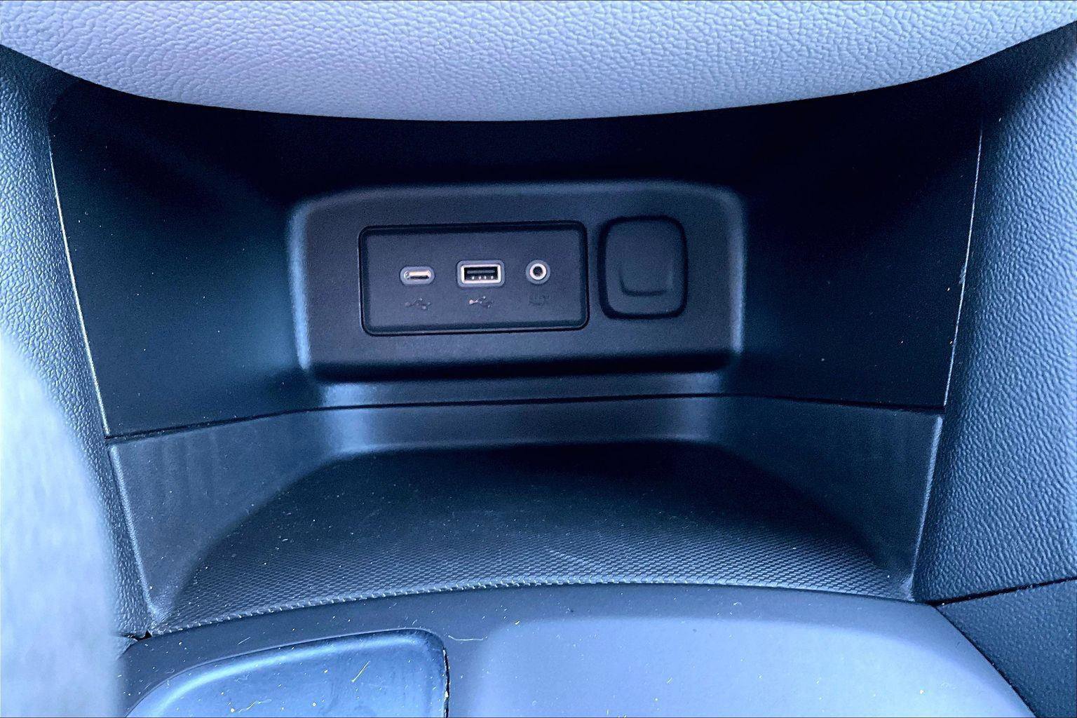 Used 2020 Chevrolet Equinox LS w/ LS Convenience Package image 33