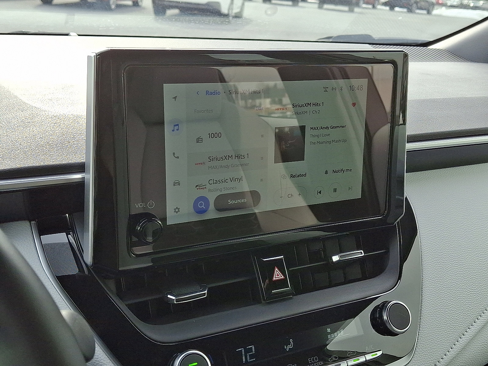 Certified 2024 Toyota Corolla SE w/ SE Package image 18