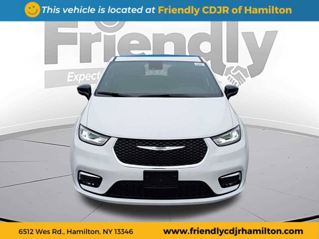 New 2026 Chrysler Pacifica Select AWD/4WD image 8