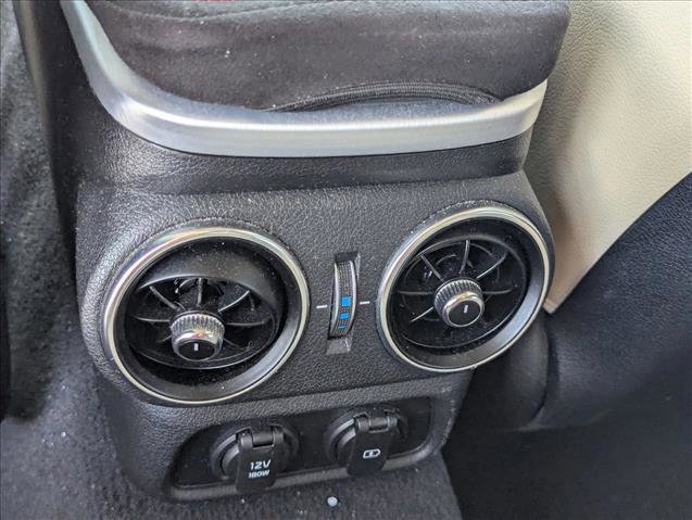 Used 2022 Kia Stinger GT1 RWD image 15
