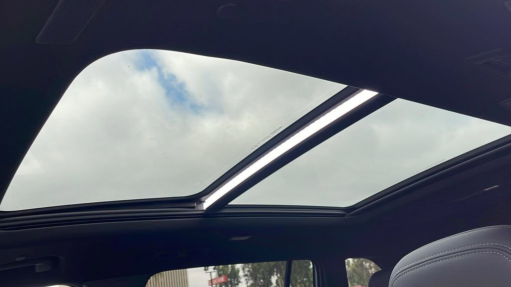 New 2026 Buick Enclave Avenir w/ Super Cruise Package image 10