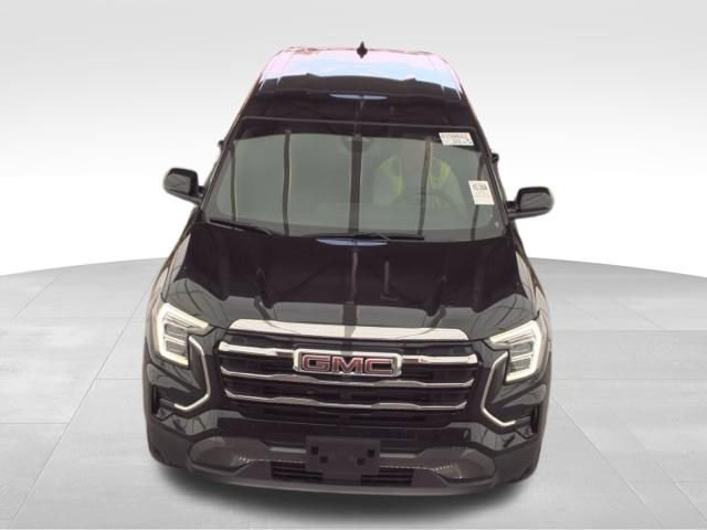 Used 2025 GMC Terrain Elevation AWD/4WD image 2