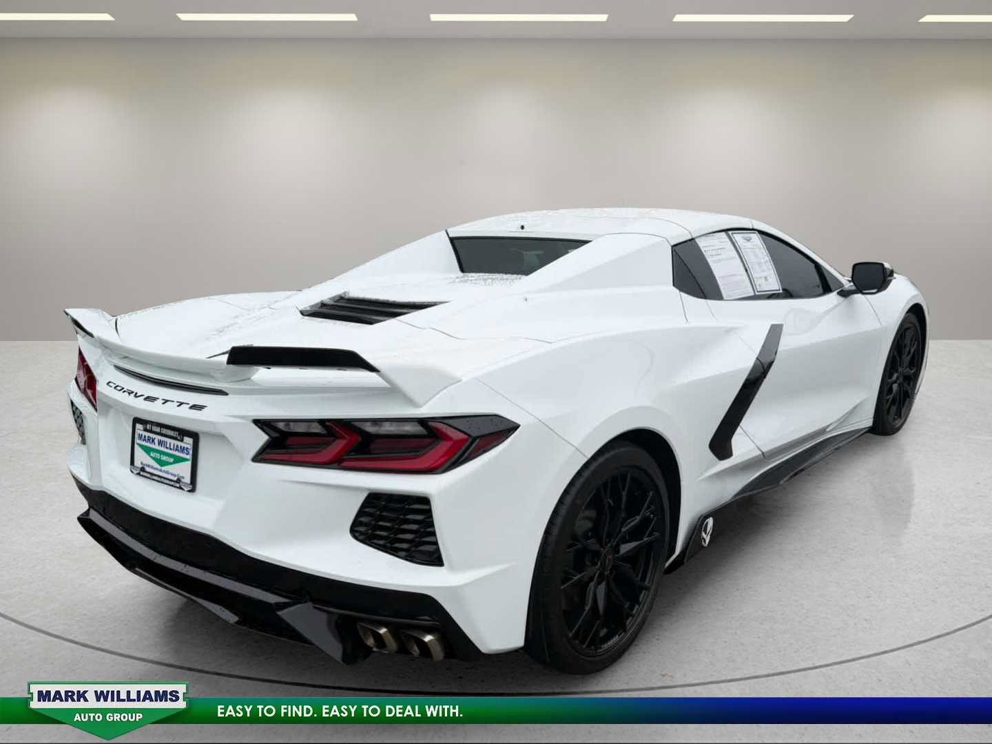 Used 2023 Chevrolet Corvette Stingray Preferred Conv w/ Z51 Performance Package RWD image 4