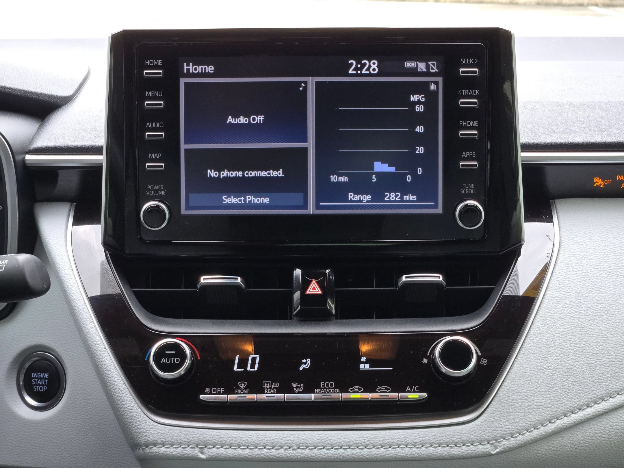 Used 2019 Toyota Corolla SE FWD image 16