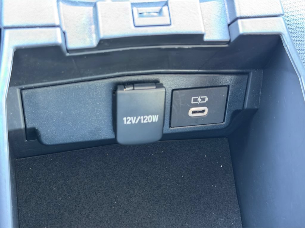 Used 2025 Toyota Corolla LE FWD image 26