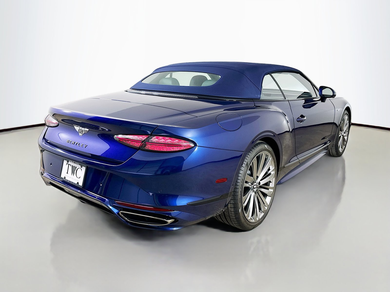 New 2025 Bentley Continental GT Speed AWD/4WD image 8
