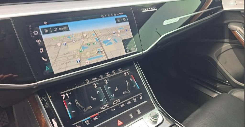 Used 2022 Audi A8 L 3.0T AWD/4WD image 4