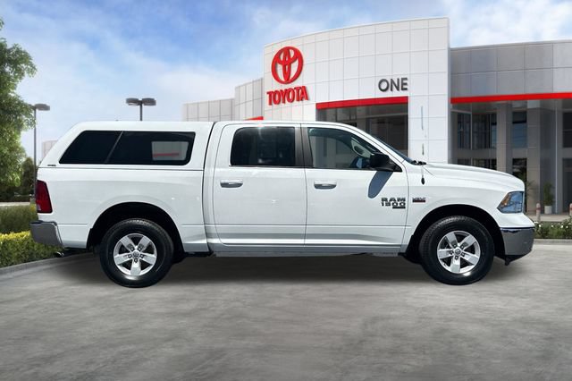 Used 2019 RAM 1500 Classic SLT AWD/4WD image 3