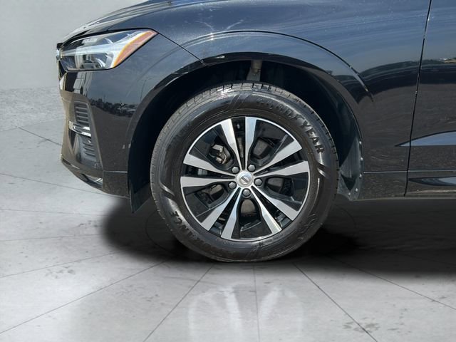 Used 2023 Volvo XC60 B5 Core image 26