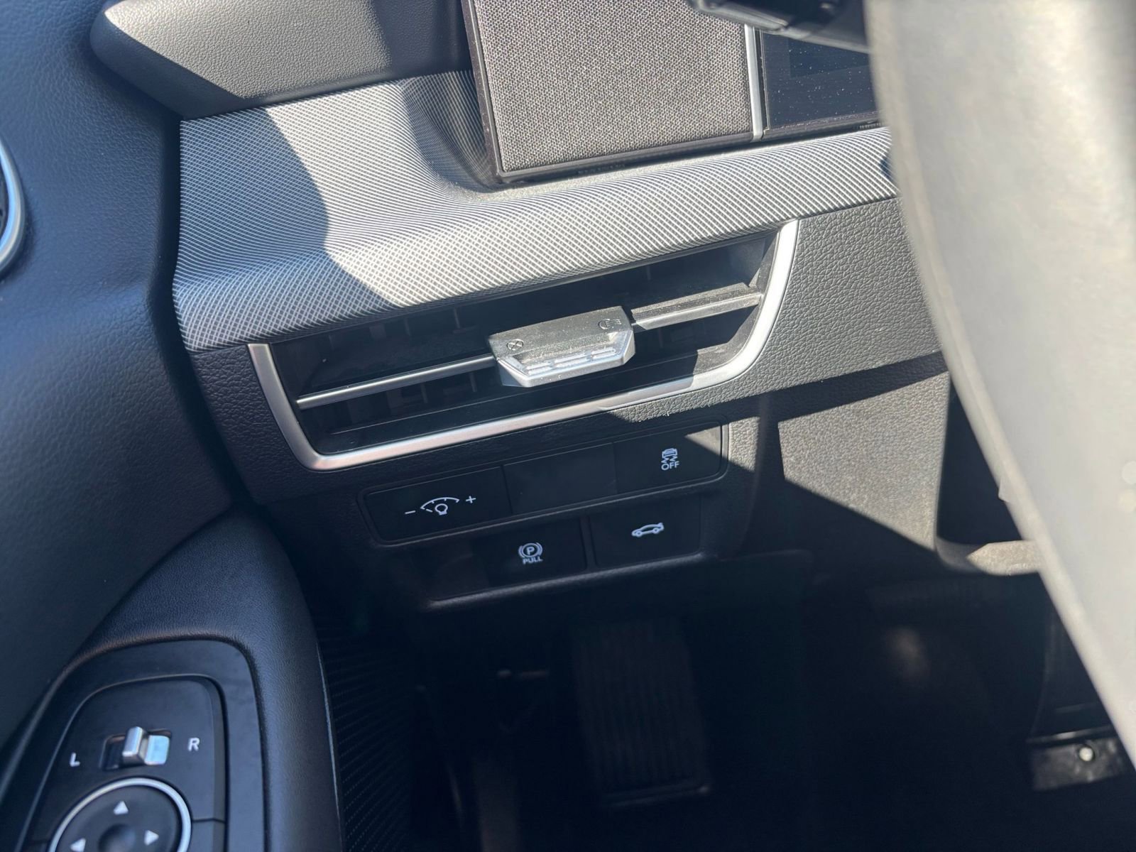 Used 2025 Hyundai Sonata SEL image 34