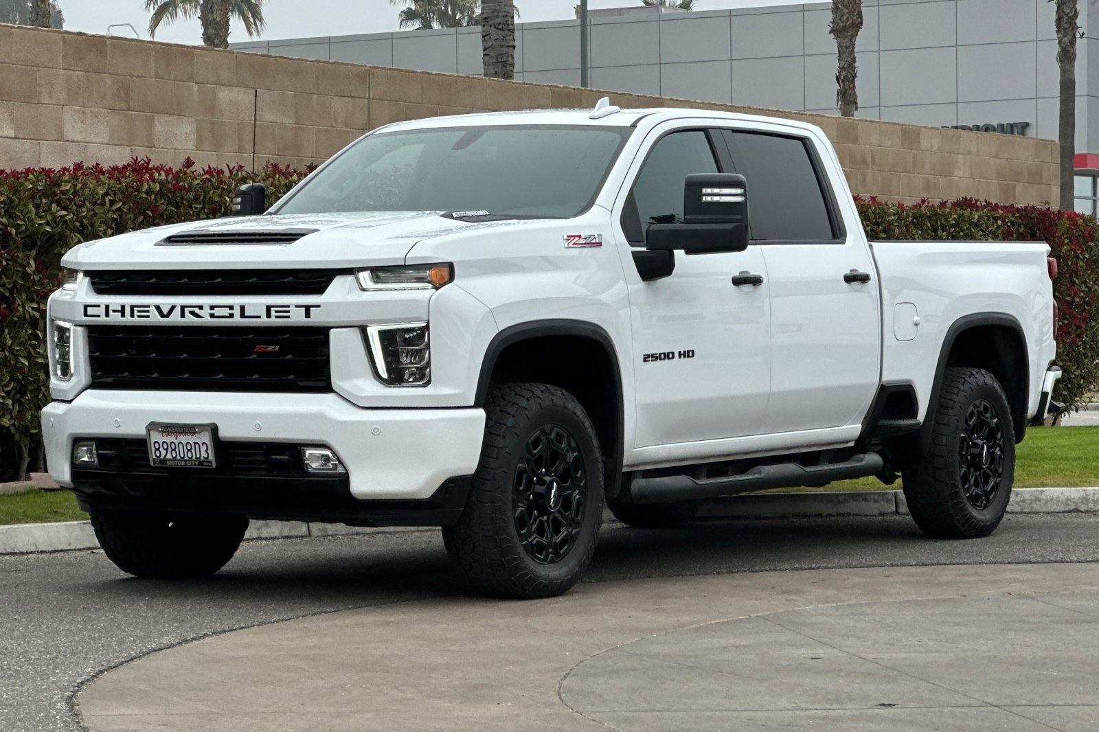 Used 2021 Chevrolet Silverado 2500 LTZ w/ LTZ Plus Package image 8