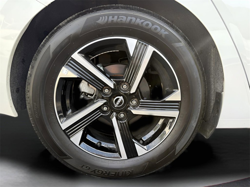 Used 2024 Nissan Sentra SV image 24