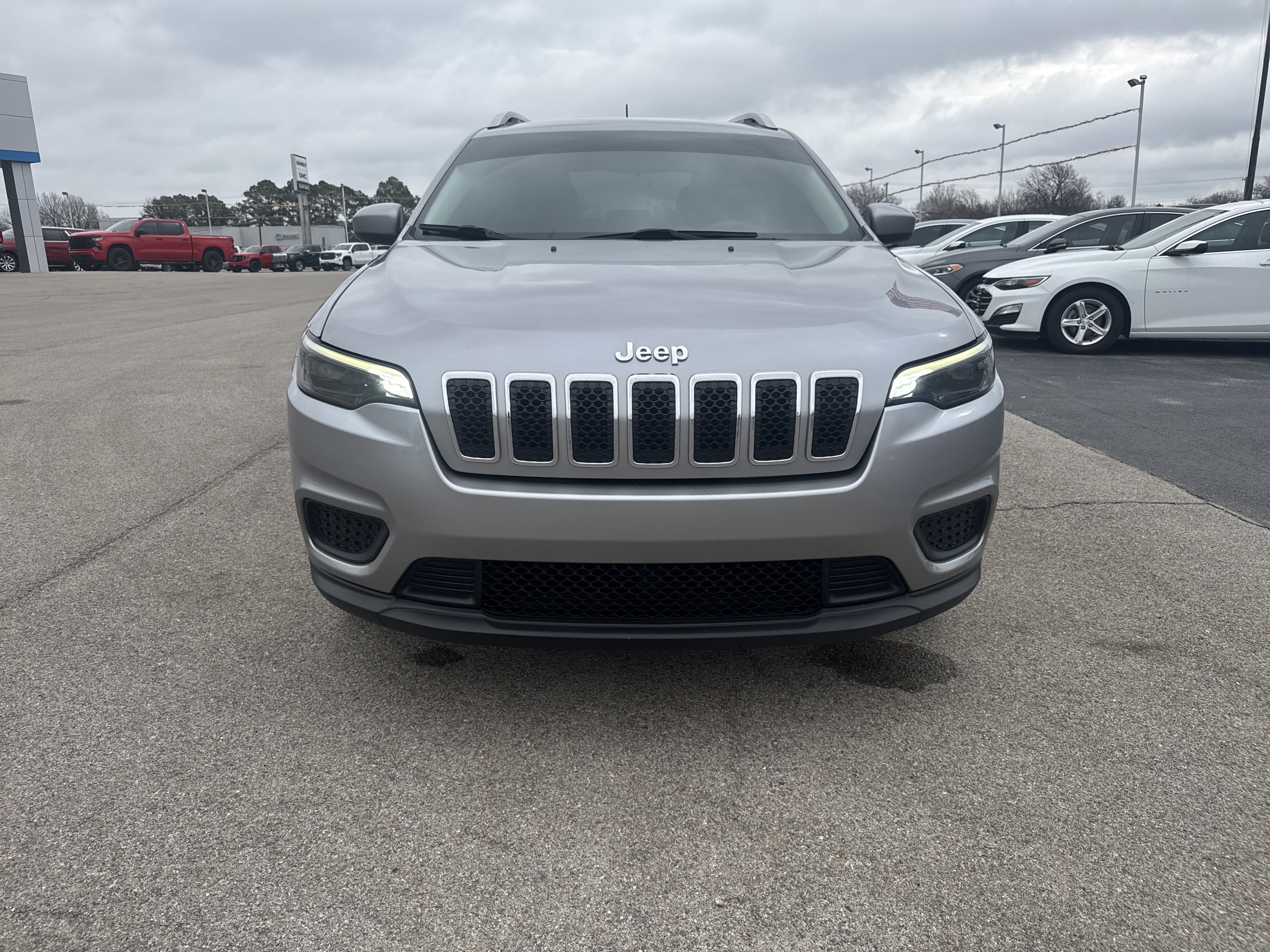 Used 2020 Jeep Cherokee Latitude image 8