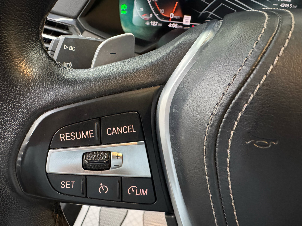 Used 2022 BMW X5 sDrive40i w/ Luxury Seating Package image 26