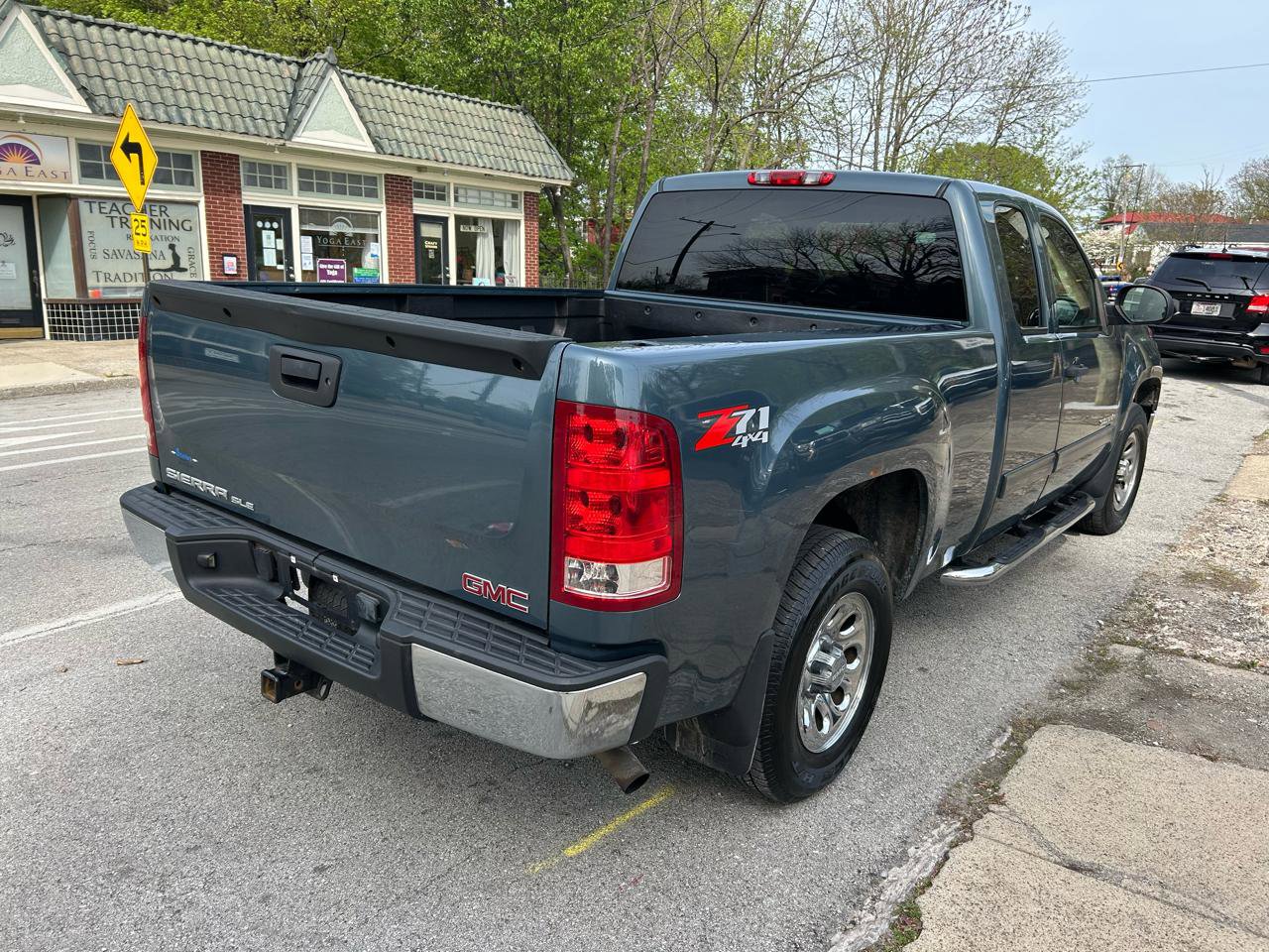 Used 2009 GMC Sierra 1500 SL image 23