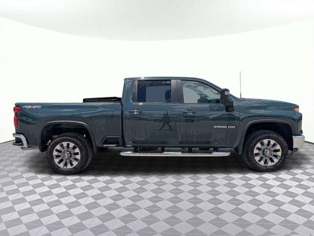 Used 2026 Chevrolet Silverado 2500 LT w/ All Star Edition AWD/4WD image 3