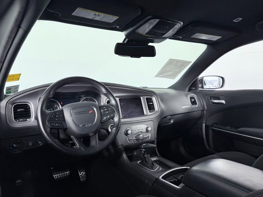 Used 2023 Dodge Charger R/T w/ Technology Group image 18